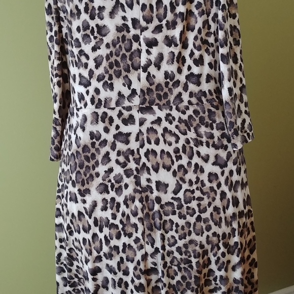 Great condition like new  dress size 12 "JONES & CO" - Picture 4 of 6